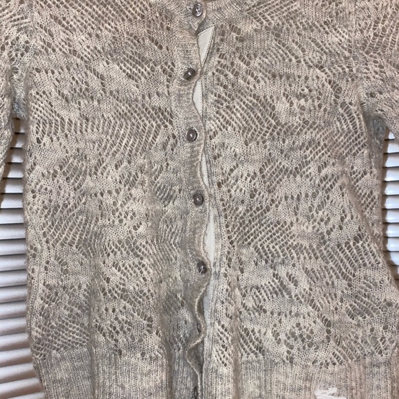 Dainty Grey Short Cardigan - Picture 6 of 7